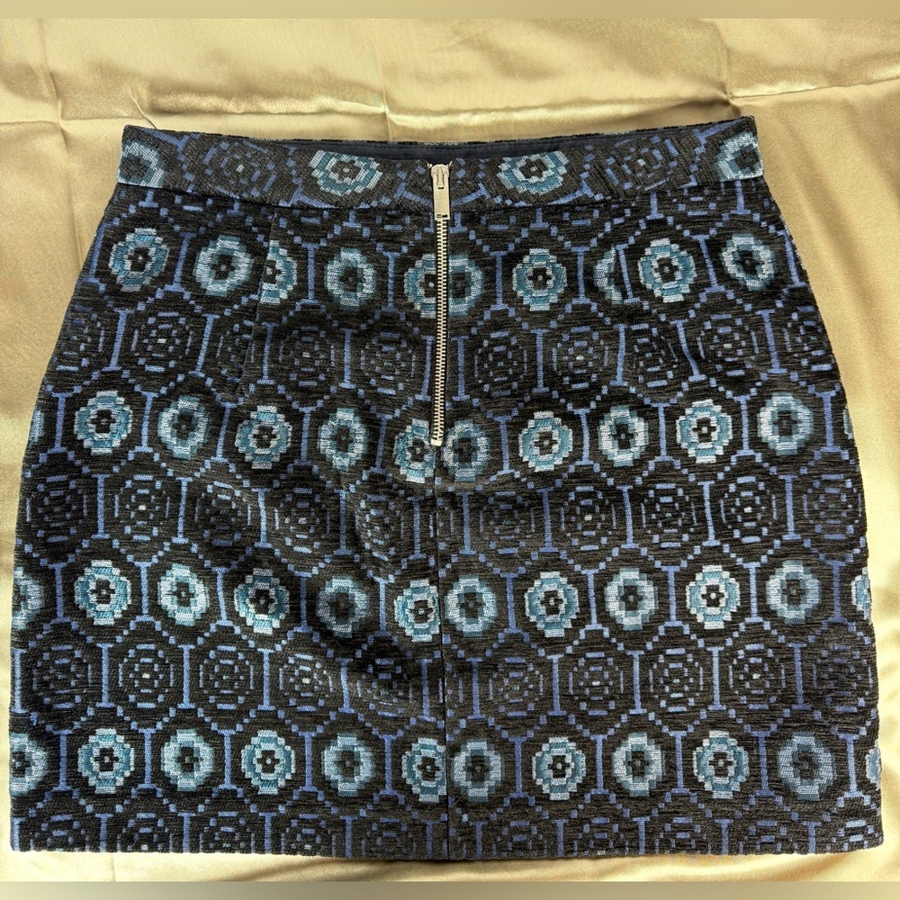 Zara‎ Black and Blue Geometric Mini Skirt - Picture 5 of 12